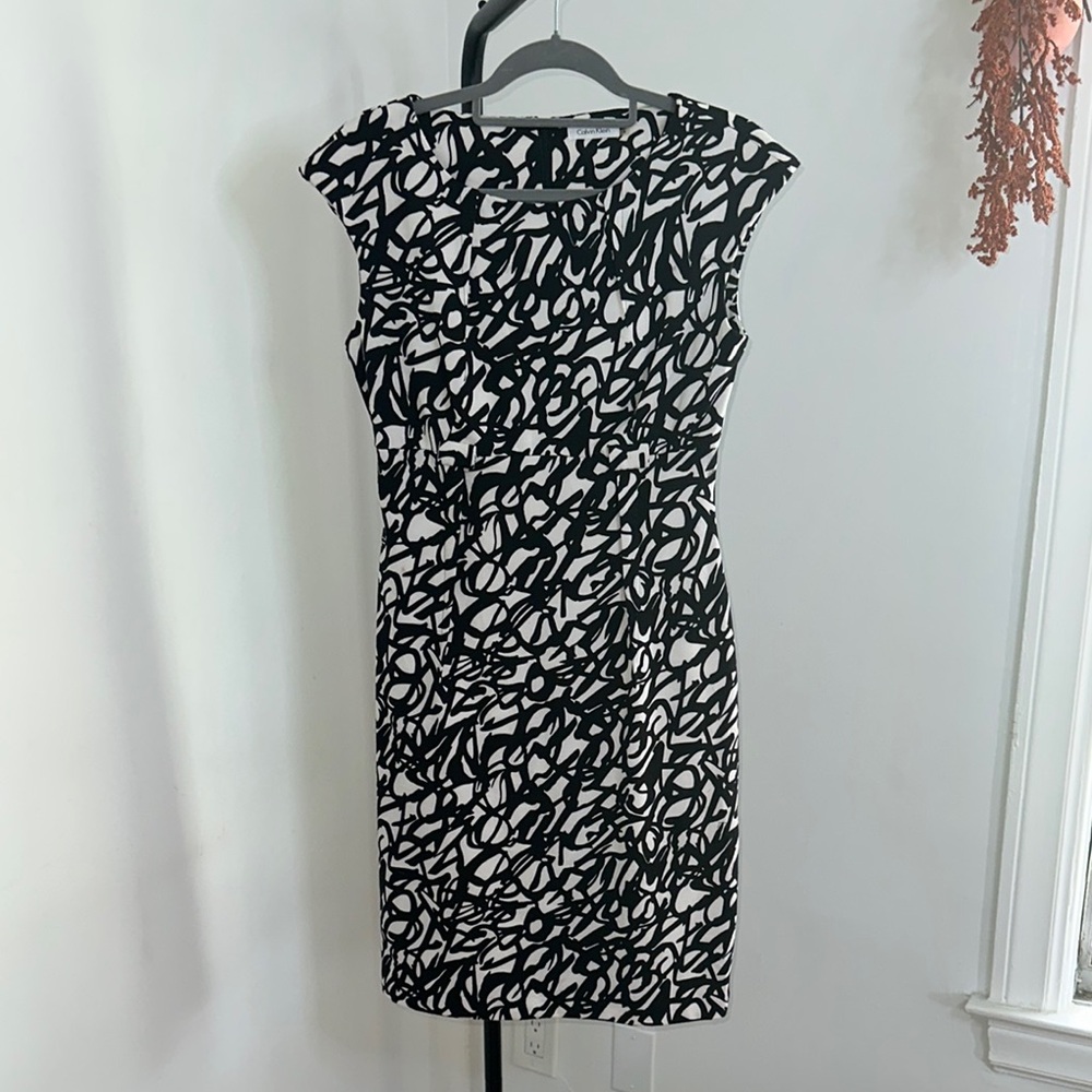 Calvin Klein Black and White Abstract Midi Dress
